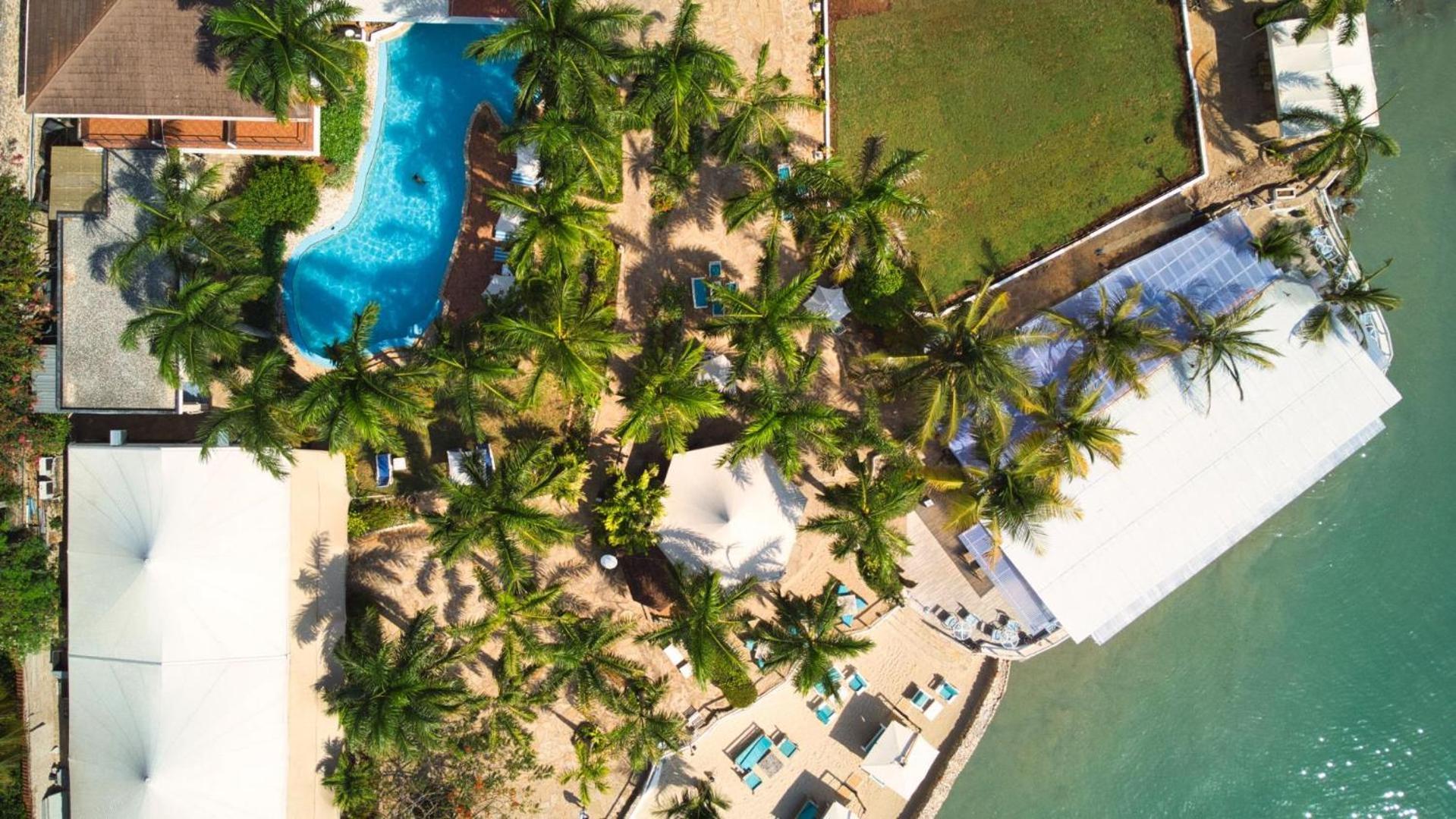 Coral Beach Hotel Dar Es Salaam Buitenkant foto