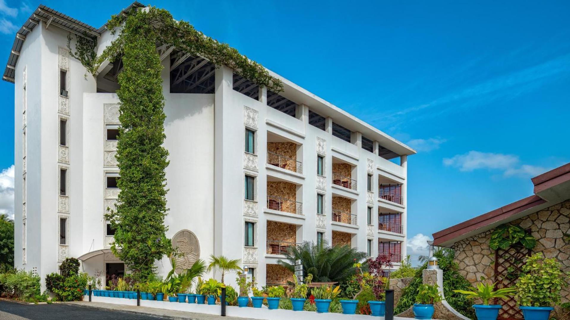Coral Beach Hotel Dar Es Salaam Buitenkant foto