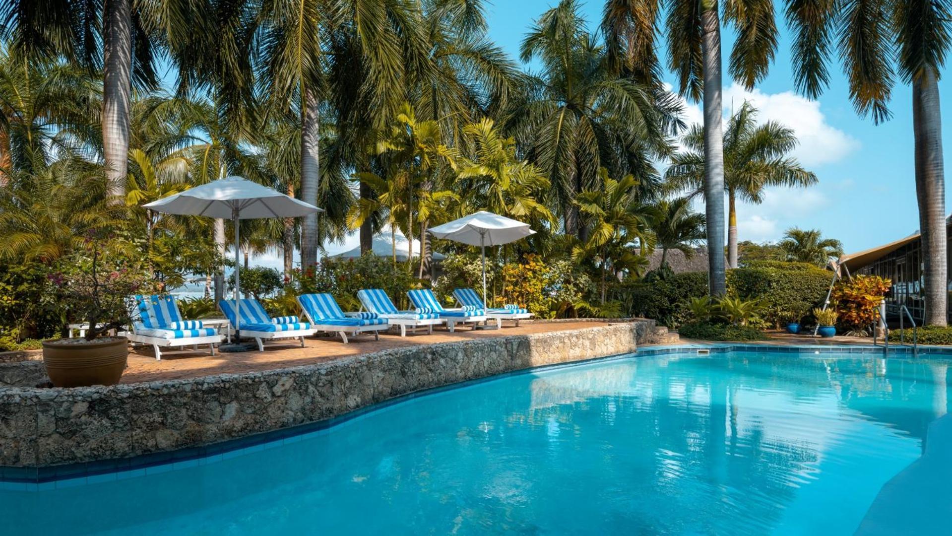 Coral Beach Hotel Dar Es Salaam Buitenkant foto