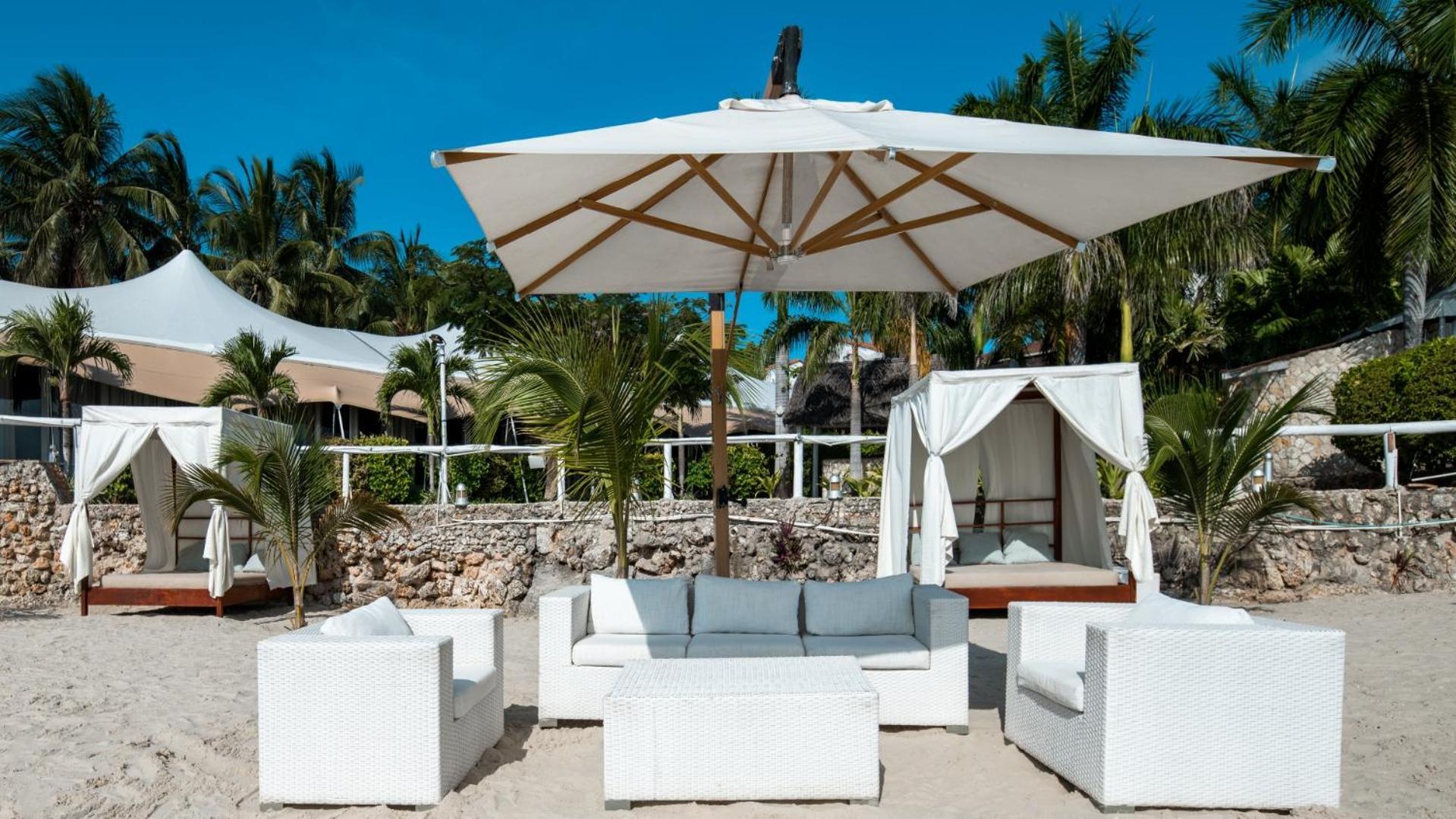 Coral Beach Hotel Dar Es Salaam Buitenkant foto